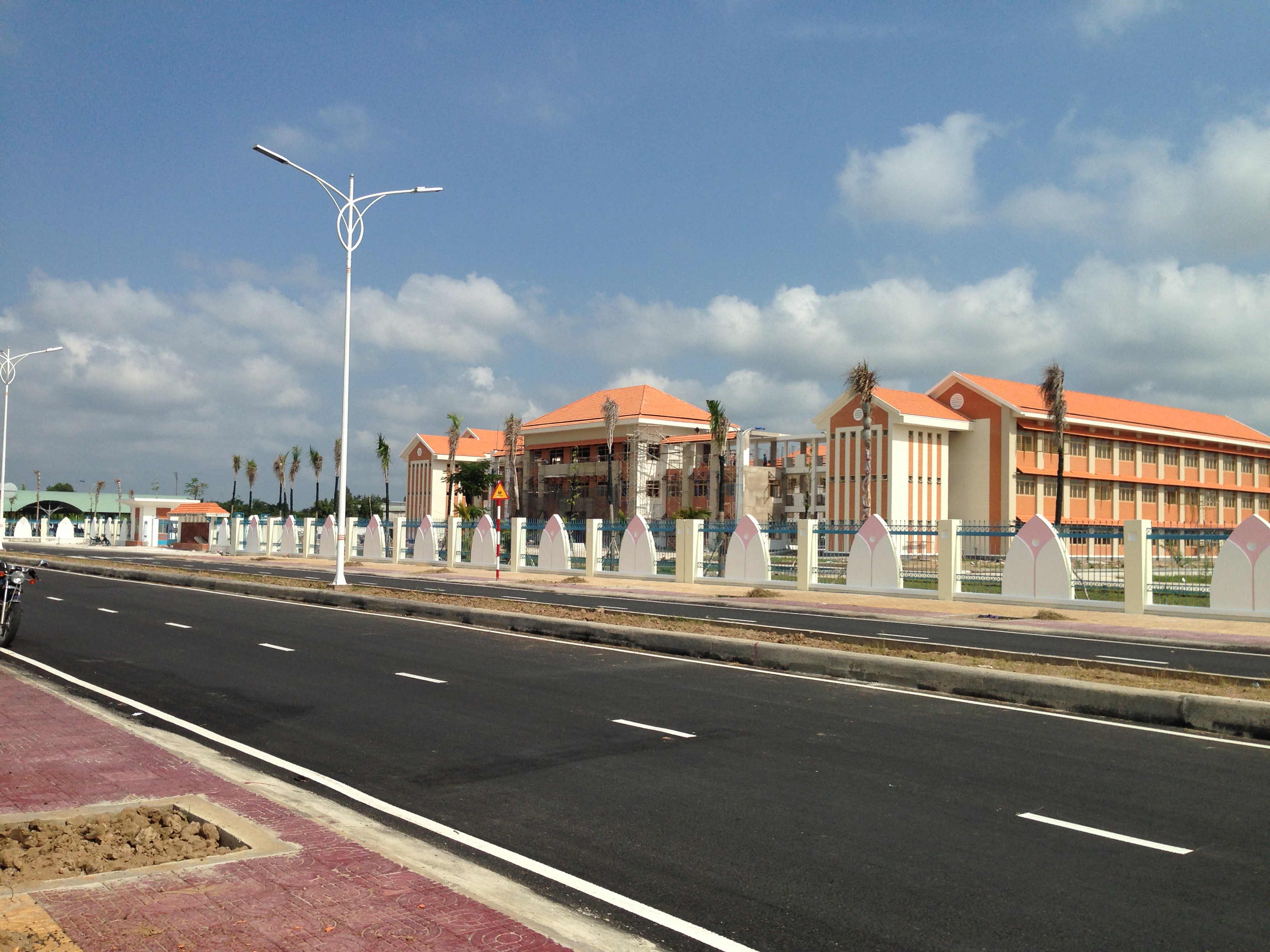 Trường THPT chuyên Nguyễn Đình Chiểu